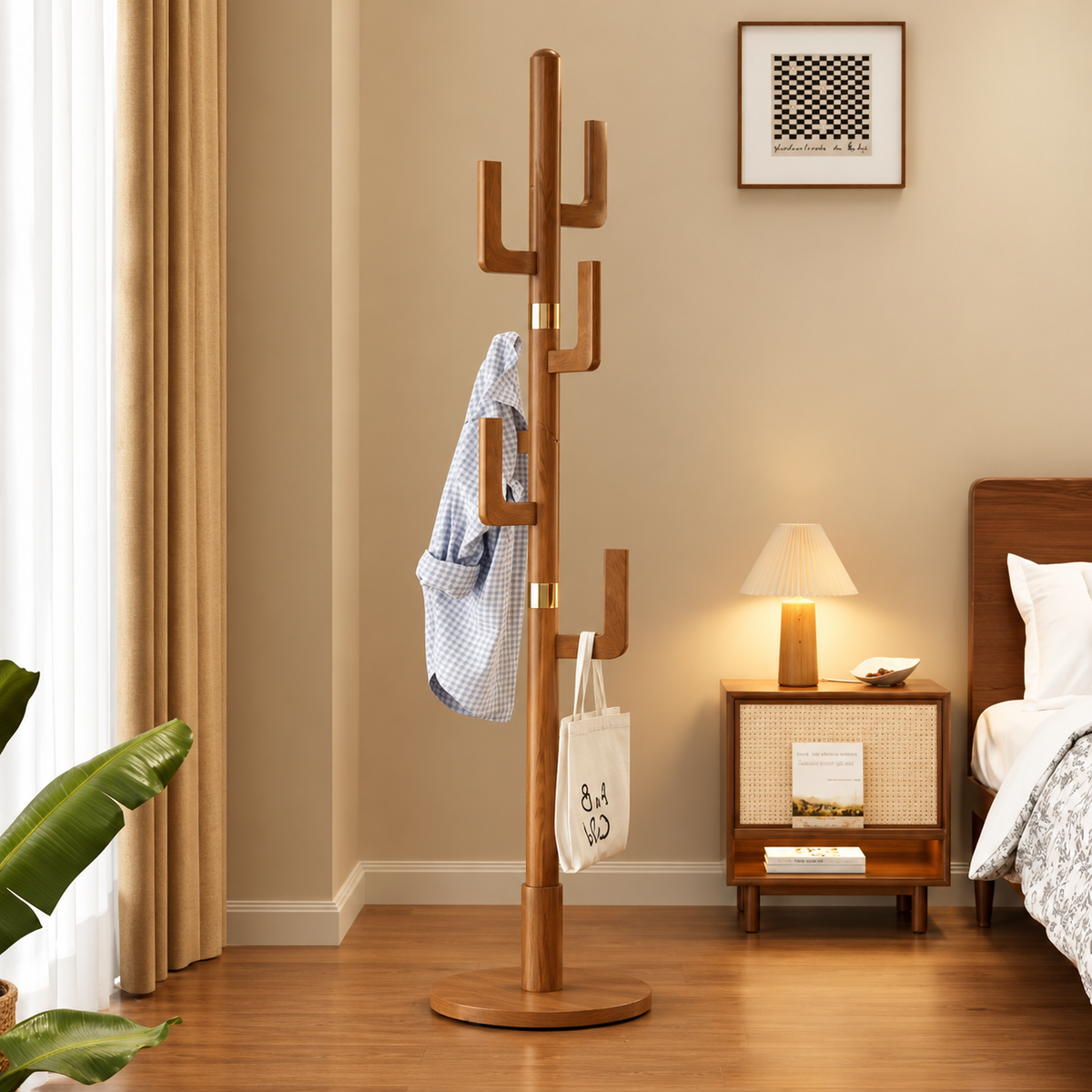 Porte-manteau cactus sur effet bois au design naturel