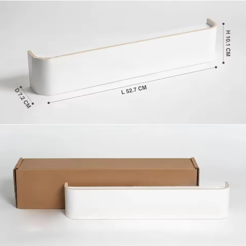 Porte-manteau mural en bois de pin au design minimaliste
